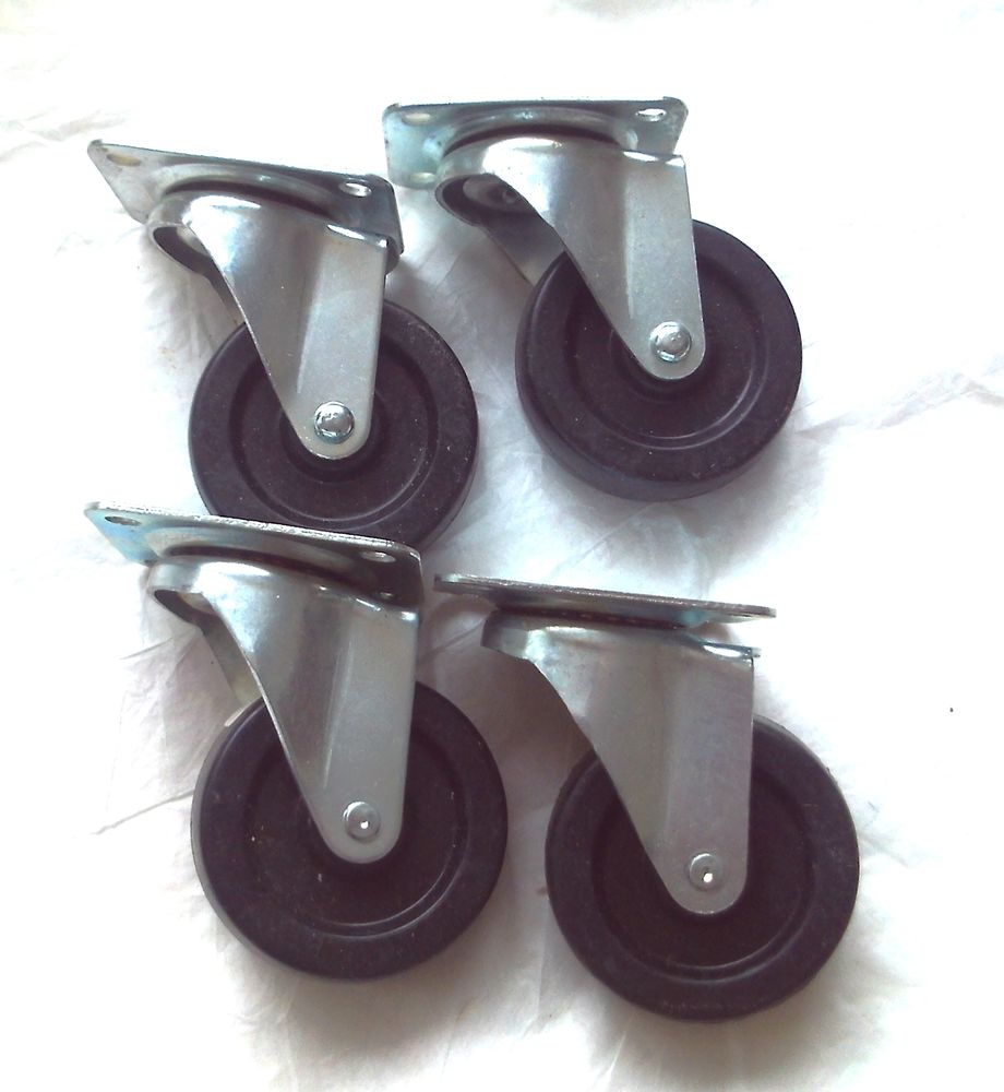 Lot de 4 roues pivotantes � platine, diam�tre 6,5 cm 30 Villeurbanne (69)