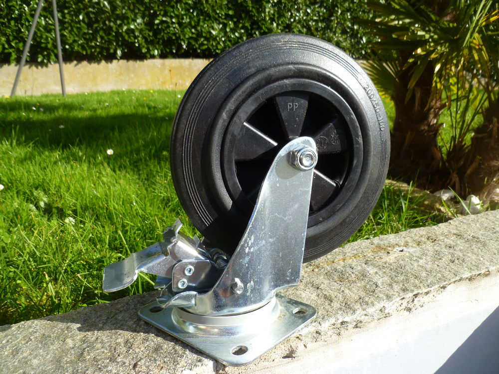 Rouettes pivotantes sur platine diam�tre 200 avec frein 25 Sales (74)