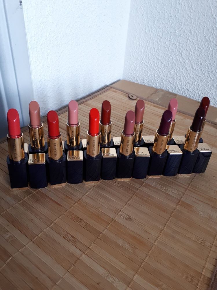Rouge � l�vres NEUFS ESTEE LAUDER  - 12 EUROS PIECE 12 Villemomble (93)