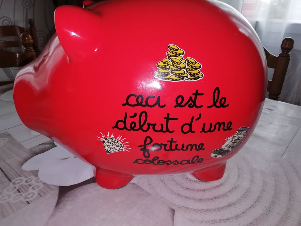    rouge tirelire 48 Saint-L� (50)