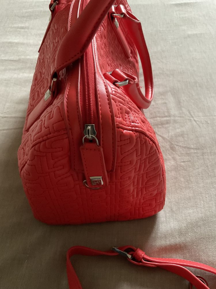 Sac rouge 8 Castres (81)