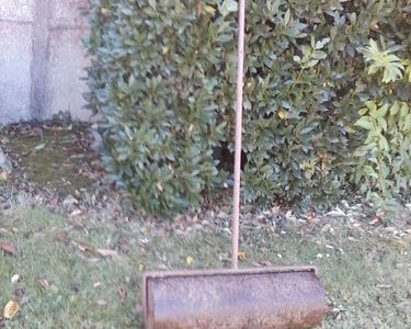 ROULE A PELOUSE 8 Riec-sur-Belon (29)