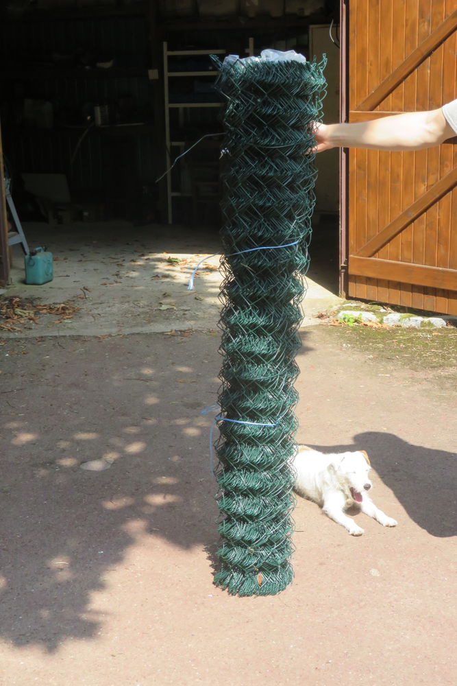Rouleau de grillage , simple torsion , 50 Saint-Lubin-de-la-Haye (28)