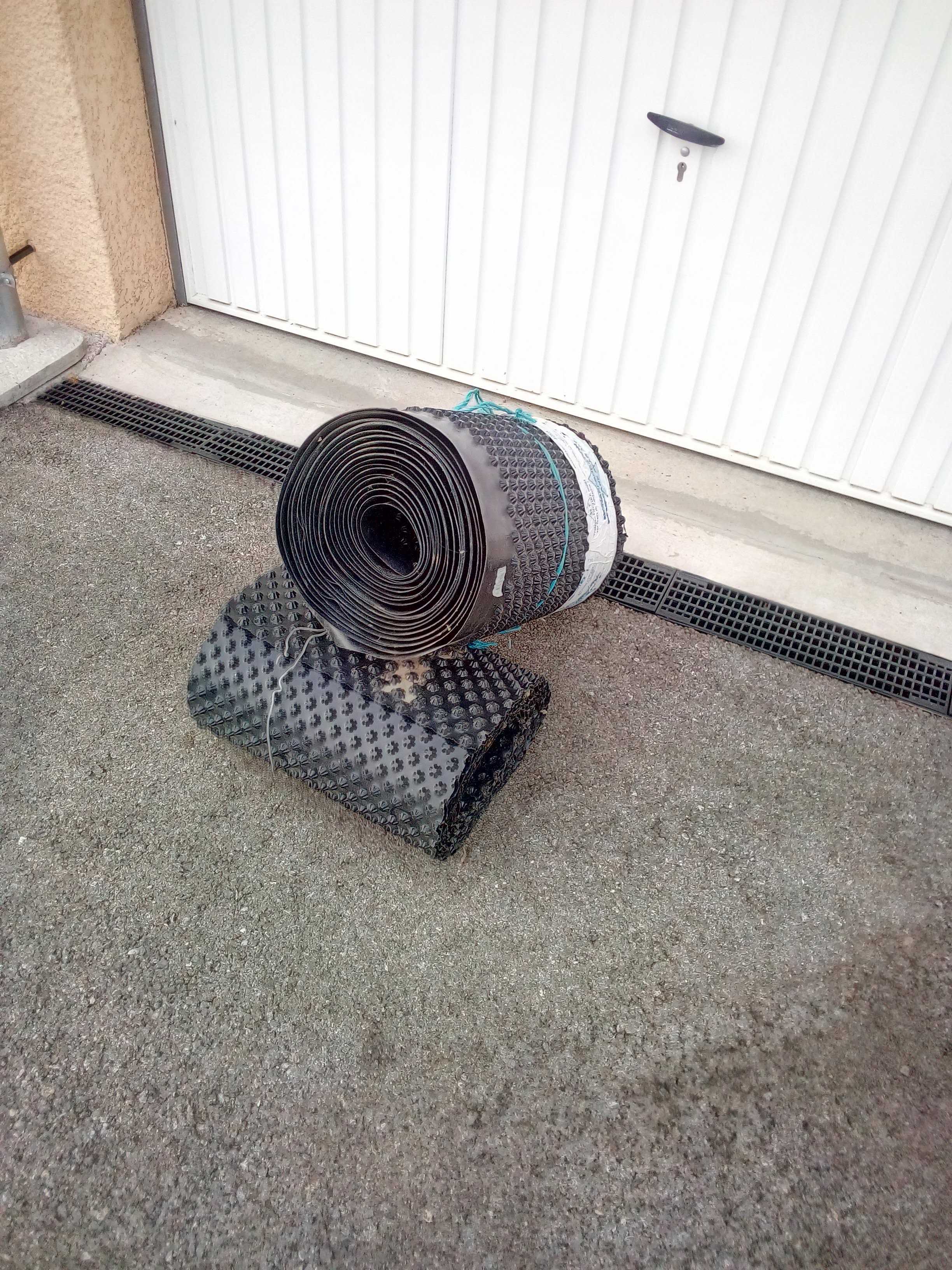 2 rouleaux protection sous bassement 25 Hauterives (26)