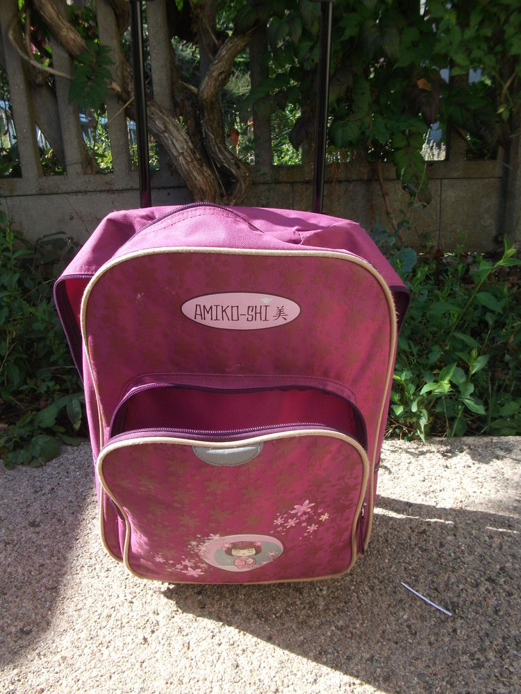 sac � dos � roulette de couleur violet prune 8 Saint-Vallier (71)