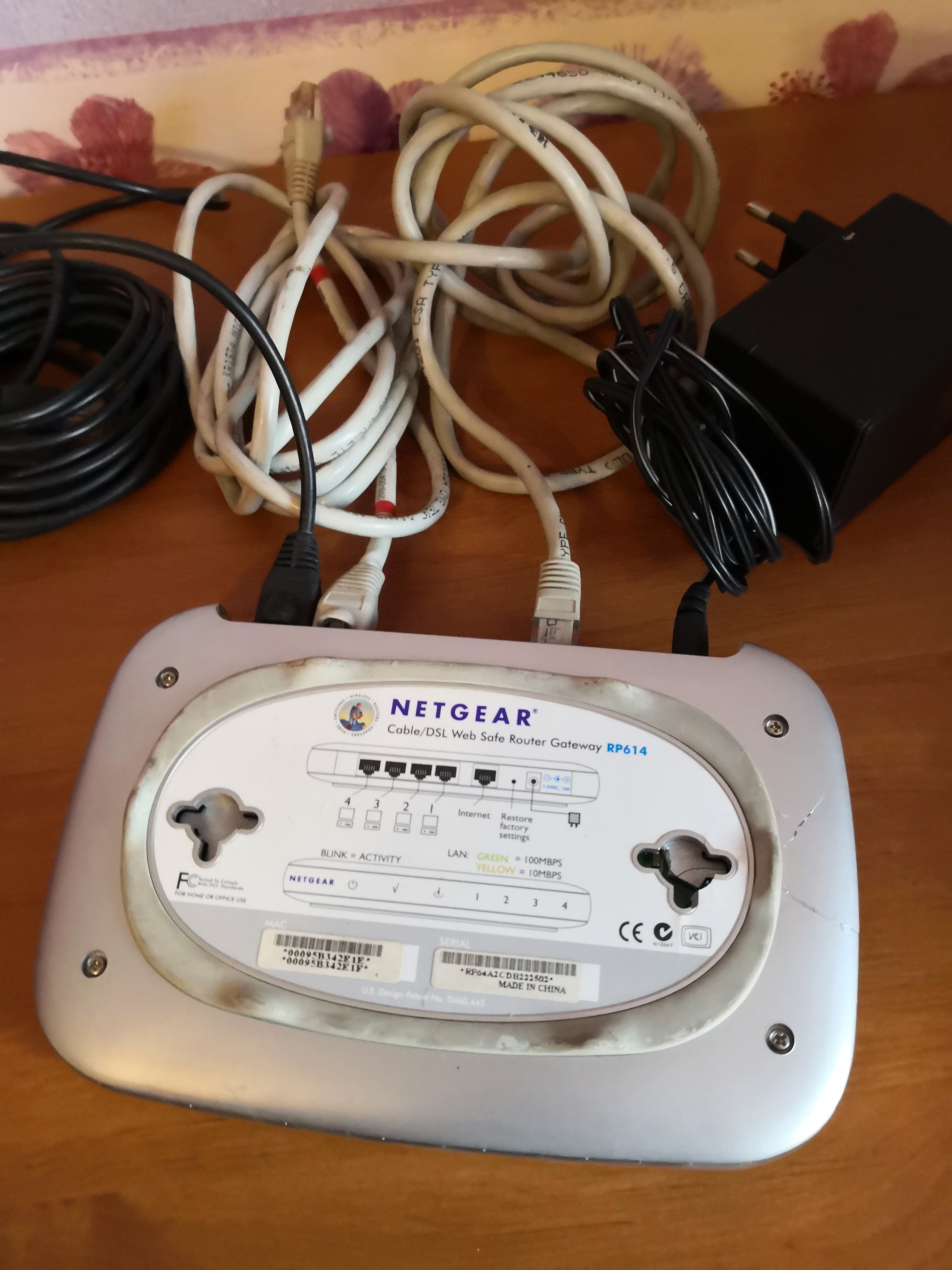 ROUTEUR NETGAR RP614 10 Graulhet (81)