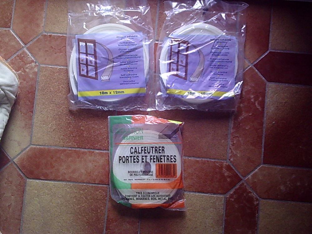 Ruban de Mousse adh�sive d'isolation - Neuve 1 Bouxwiller (67)