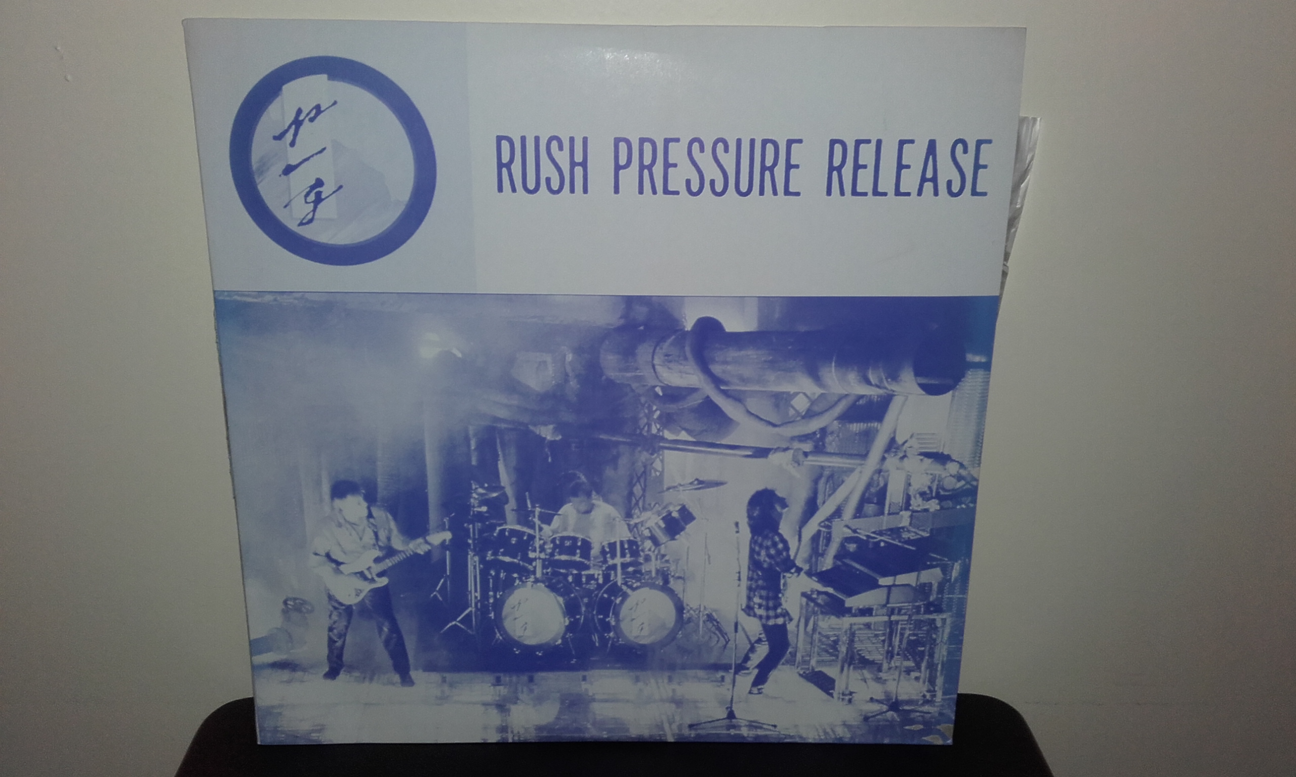 Rush : Pressure Release - Live New Jersey 1984 (Japan 2LP) 120 Angers (49)