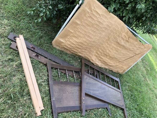 Lit rustique en bois vintage 1 personne + sommier 0 Quiers-sur-B�zonde (45)