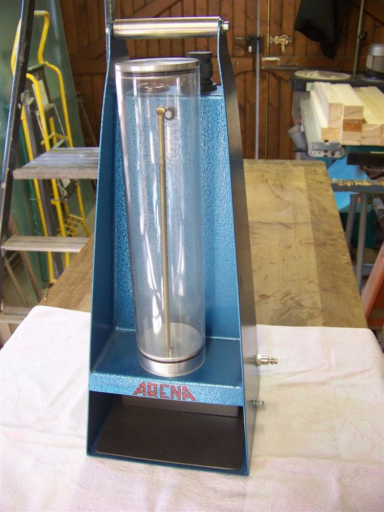 SABLEUSE STYLO MARQUE ARENA PL 17 478 La Fert�-Beauharnais (41)