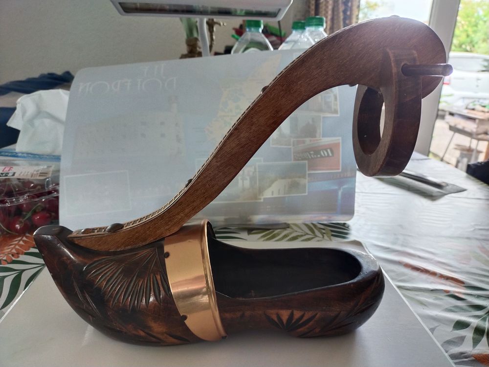 SABOT PORTE BOUTEILLE  EN BOIS . 35 Dolus-d'Ol�ron (17)