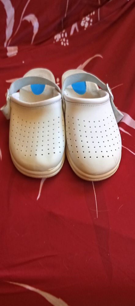 Sabots de travail 0 Oss�ja (66)