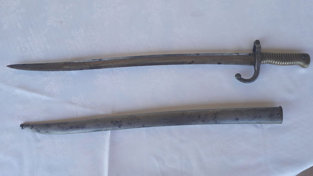 Sabre Ba�onnette
130 Salon-de-Provence (13)