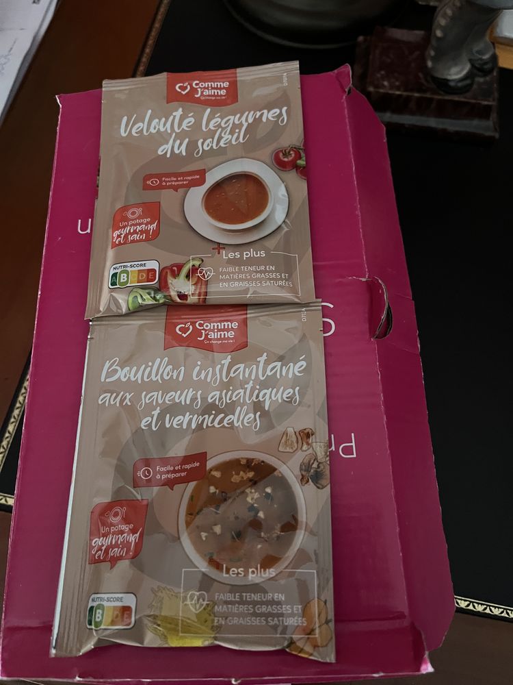 Lot 30 sachets bouillons Asia et velout�s l�gumes du soleil 46 La Roquebrussanne (83)