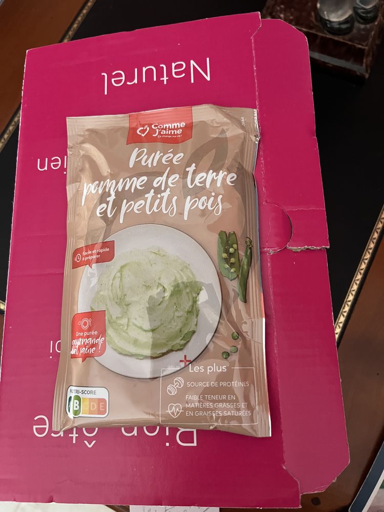 Lot de 18 sachets neufs de pur�e pomme de terre petit pois 25 La Roquebrussanne (83)