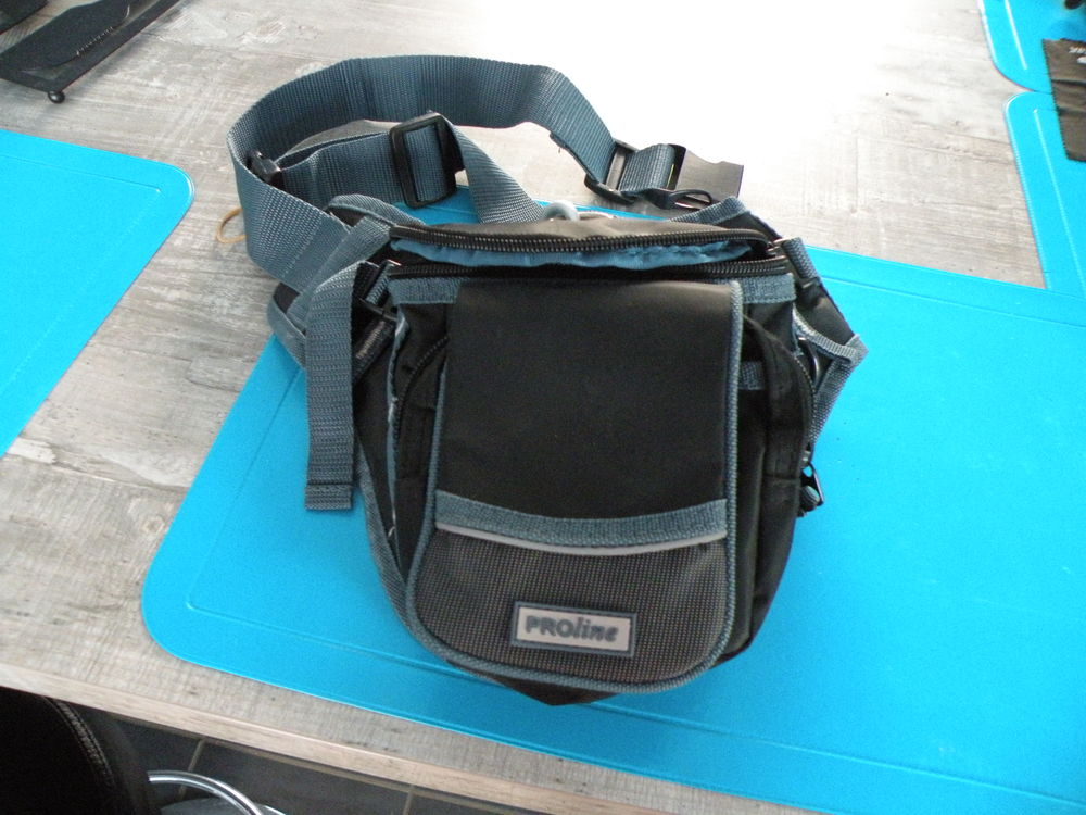 Sacoche bandouli�re 10 Lourdes (65)