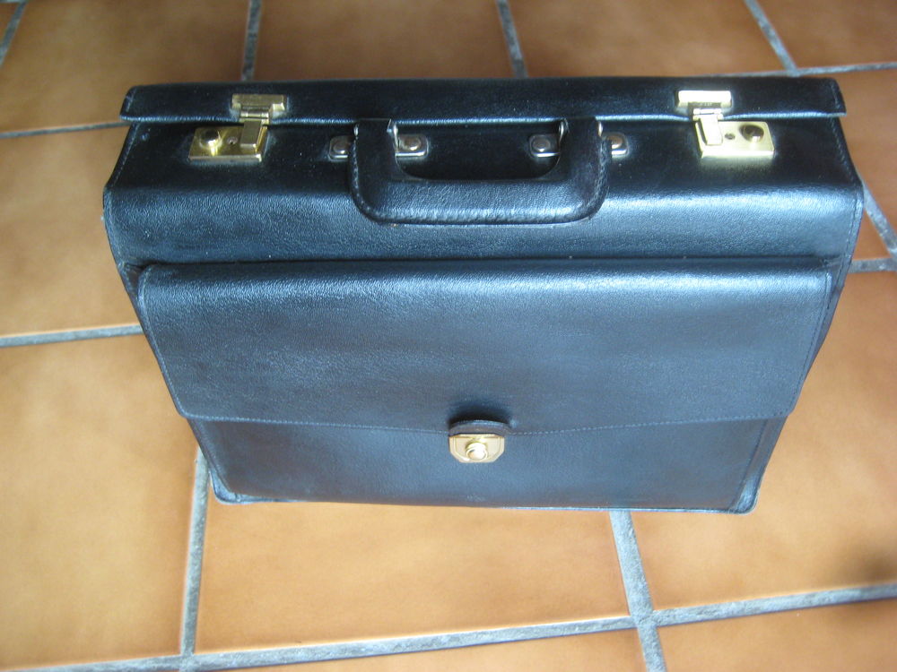 Sacoche cuir 50 P�ronnas (01)