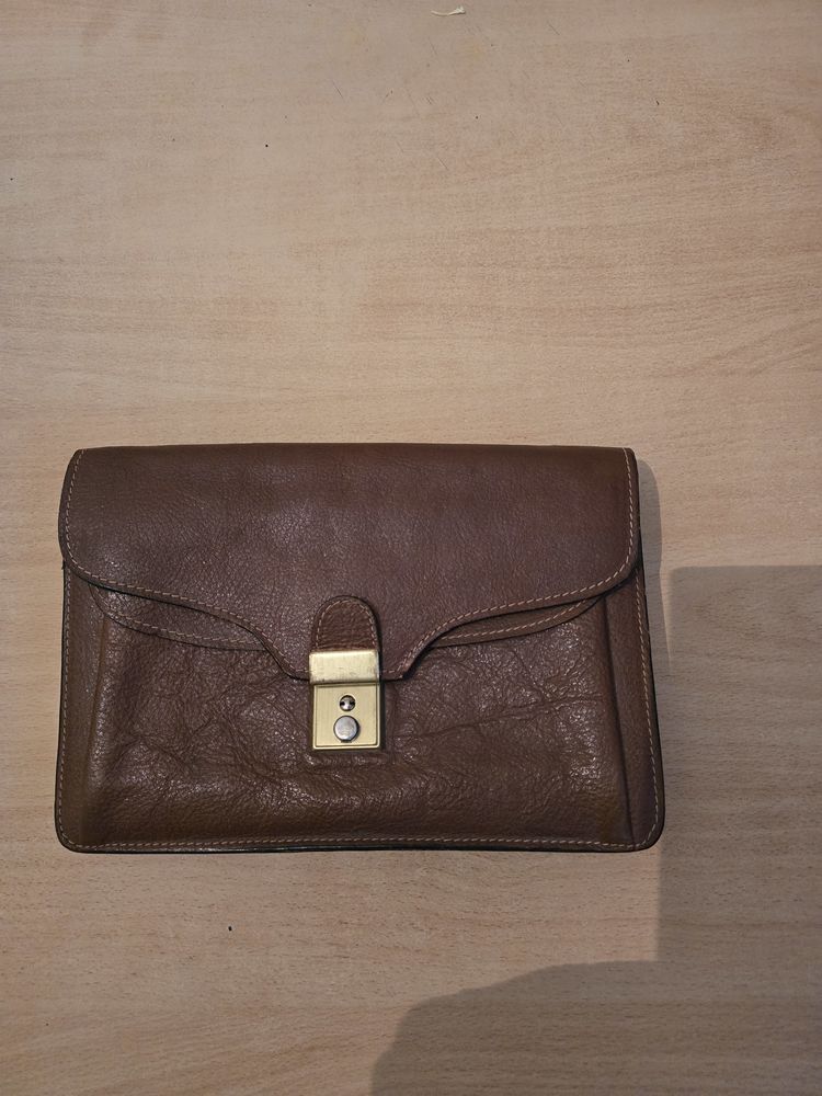 Sacoche cuir 50 Oloron-Sainte-Marie (64)