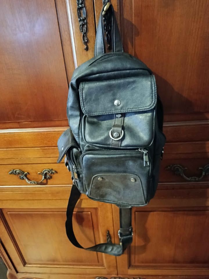 Sacoche en cuir 30 Bagnols-sur-C�ze (30)