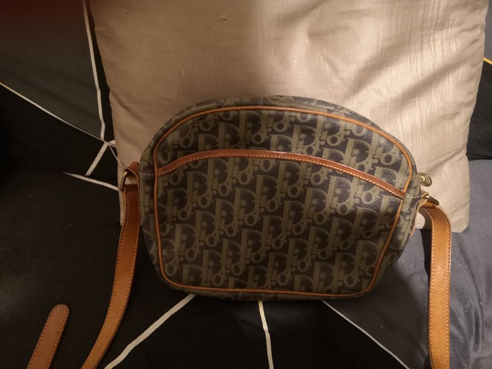 Sacoche DIOR originale (pas une contrefa�on) 0 Draveil (91)