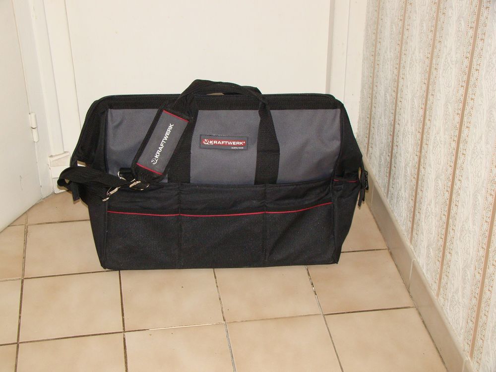 Sacoche � outils Kraftwerk avec sangle 520 mm
40 Gargenville (78)