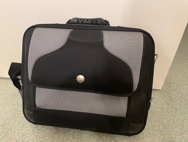Sacoche pour ordinateur portable Dell 18 Bourg-en-Bresse (01)
