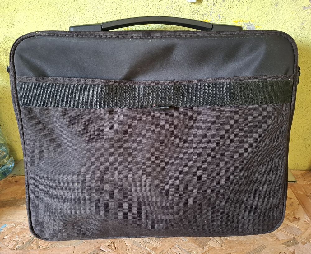 sacoche pour ordinateur portable 17  15 Marseille 1 (13)