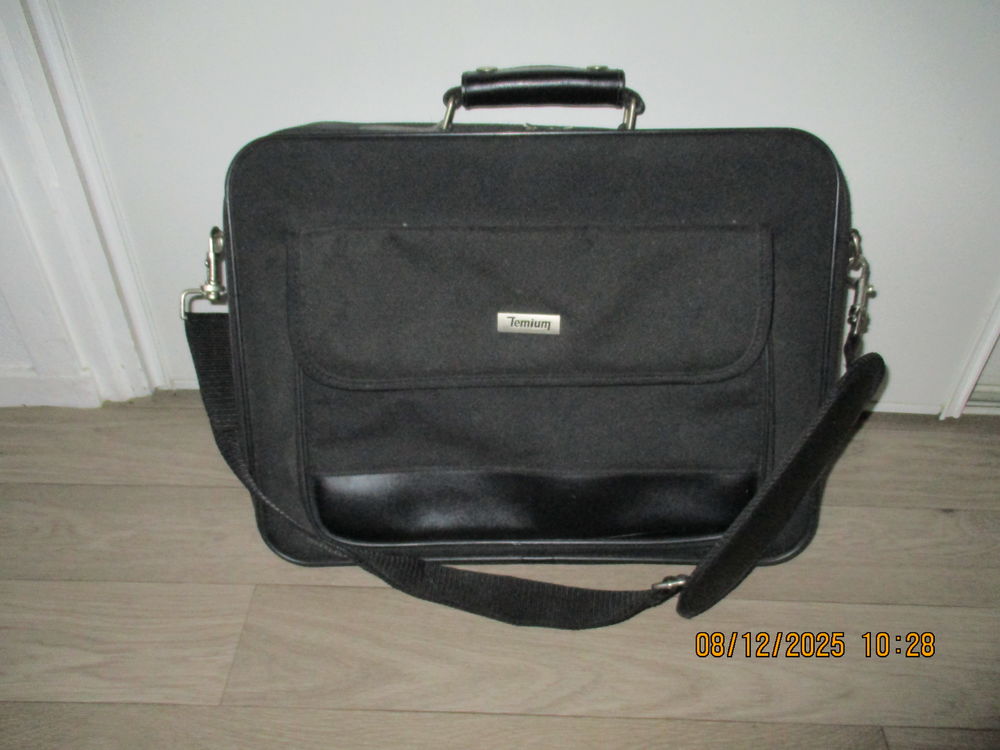 Sacoche pour ordinateur 25 Malz�ville (54)
