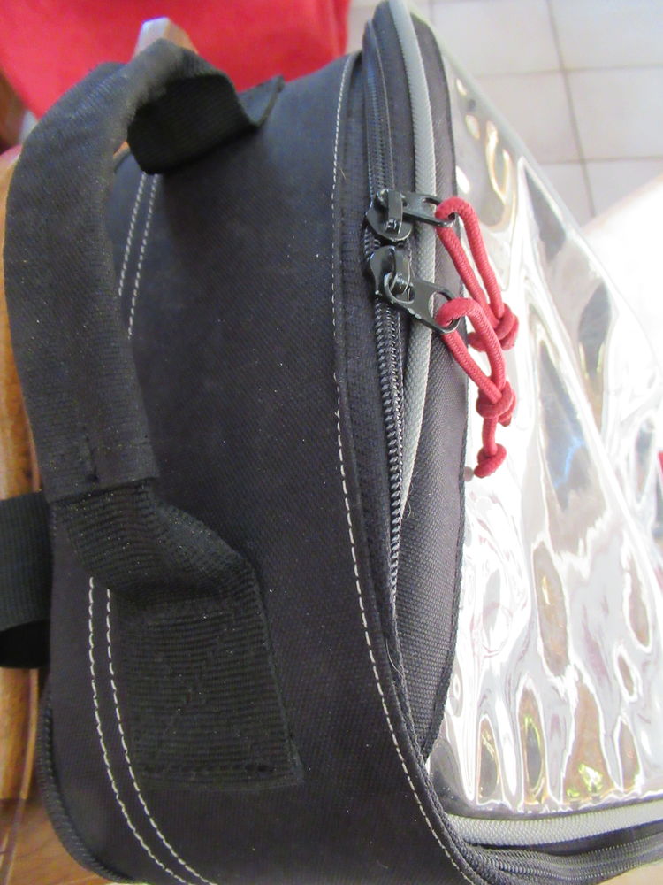  Sacoche r�servoir moto aimant�e TRAVEL BAGS TB Stage 2 28 Cernay (68)