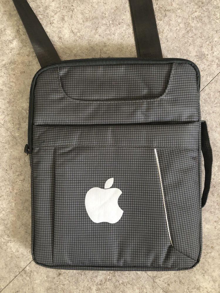 sacoche de trasport pour iPad Apple avec 3 poches exterieurs 40 Villefranche-sur-Mer (06)