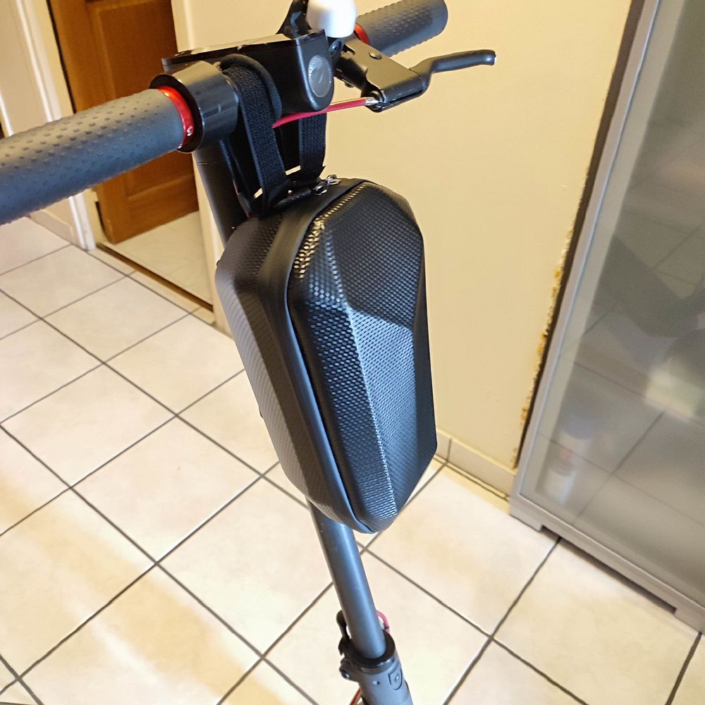 Sacoche trottinette �tanche sac de rangement 30 Le Bourget (93)