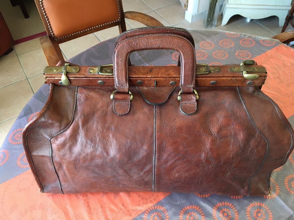 Sacoche de voyage en cuir marque HIDESIGN 150 Nimes (30)