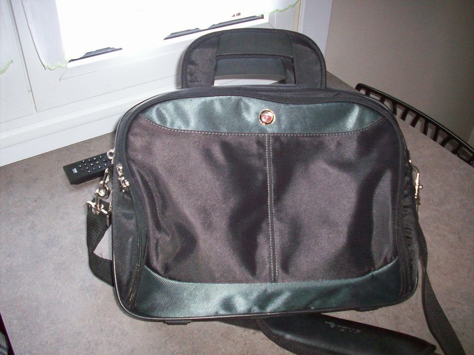 3 SACOCHES NEUVES id�ale �tudiants 20 Gauchy (02)