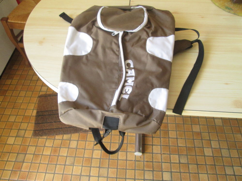 Sacs � dos CAMEL 10 Castres (81)