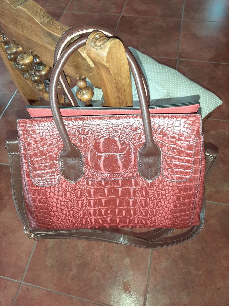 SACS A MAIN 15 Saint-Sauveur (38)