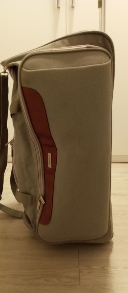 LOT DE 3 SACS DE VOYAGE DE MARQUE SNOWBALL 45 Mantes-la-Jolie (78)