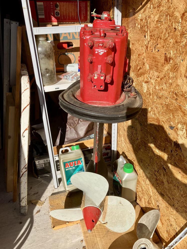 Saildrive / Bo�te de vitesse 200 Bragny-sur-Sa�ne (71)