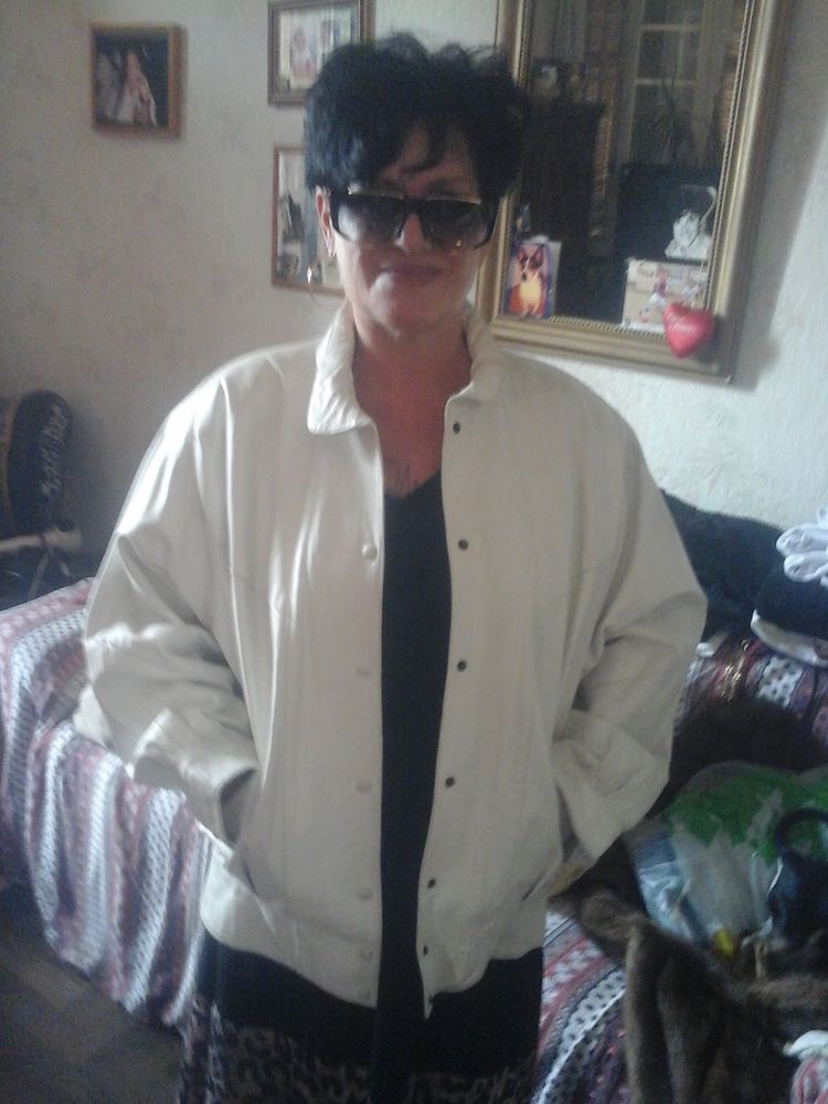 A SAISIR BLOUSONS FEMMES 
30 Nice (06)