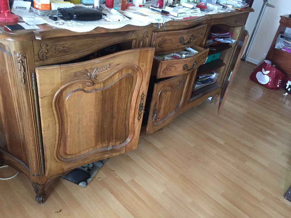 a saisir un buffet ancien 100 Asni�res-sur-Seine (92)