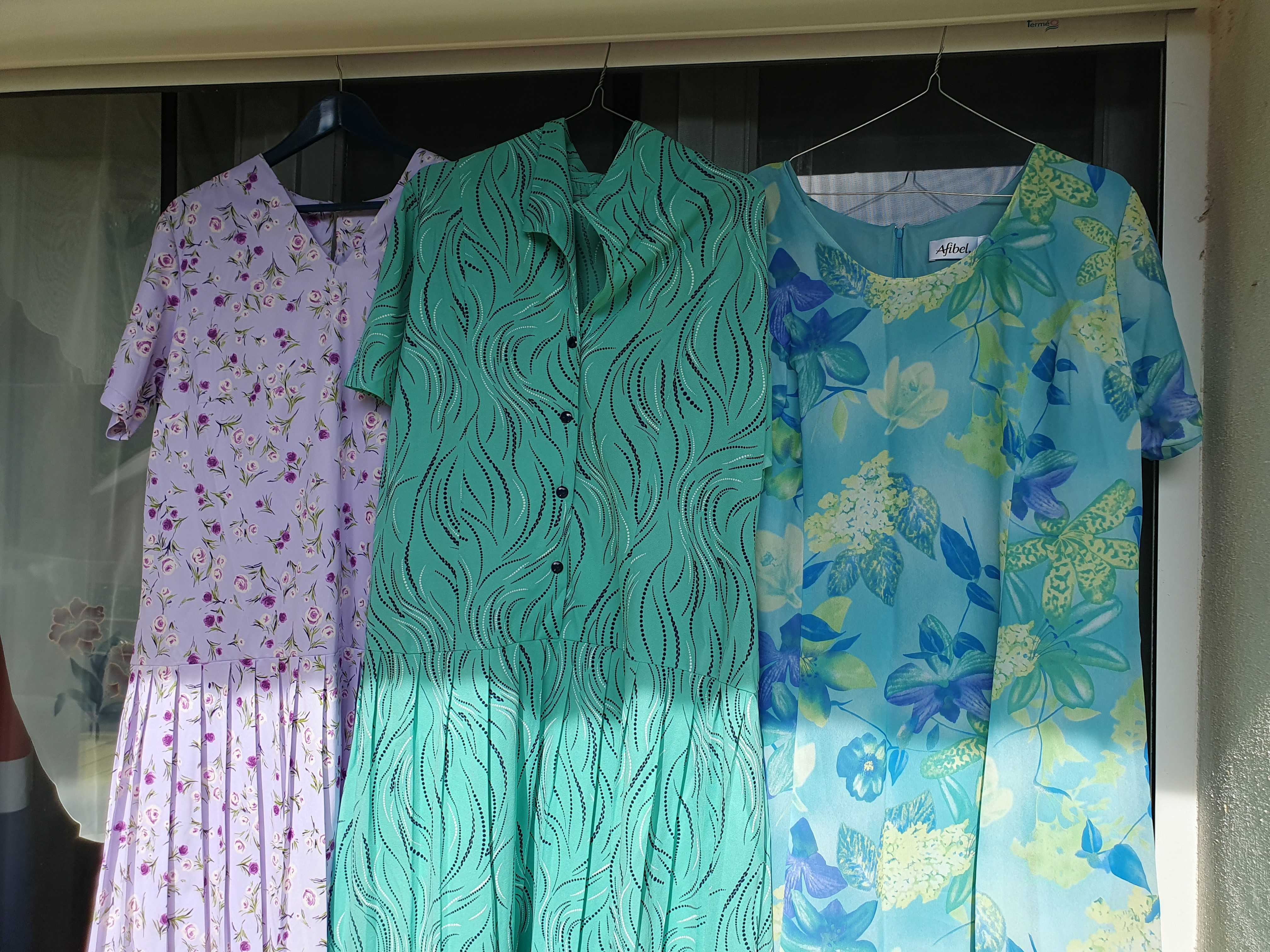 Bjr , � saisir diverses robes d �t� grandes tailles 15 Bourgoin-Jallieu (38)