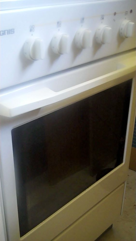 A saisir Four Marque  ignis  40 Lognes (77)