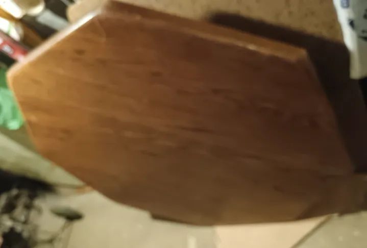 A saisir grande table basse octogonale en ch�ne 80 Hautmont (59)