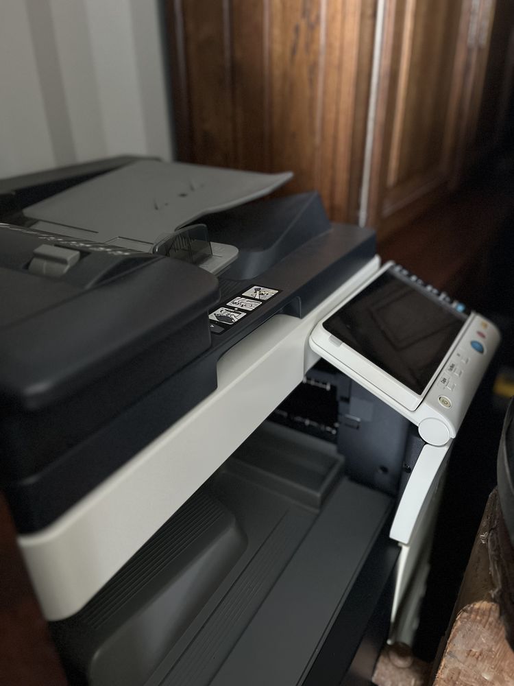 A saisir Imprimante professionnelle multifonctions couleur 0 Agen (47)