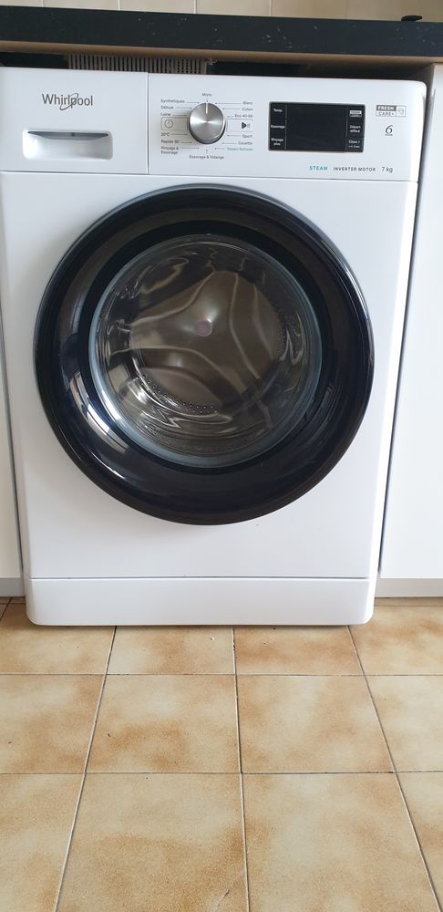A SAISIR - MACHINE A LAVER 7KG WHIRLPOOL 290 La Talaudi�re (42)