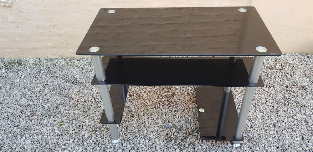 A saisir meuble informatique  Verre&Acier  25 Denain (59)