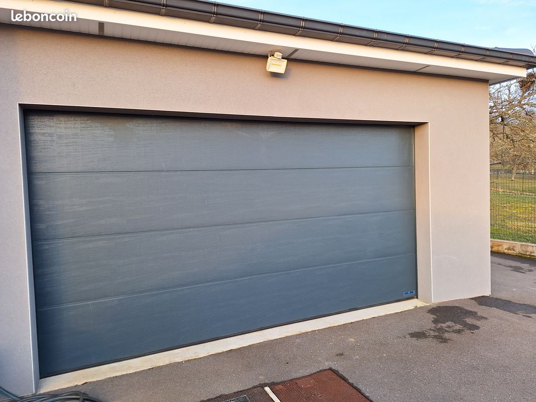 � saisir : Porte de garage motoris�e Hormann ? Parfait �tat 1750 Vaux-sous-Aubigny (52)