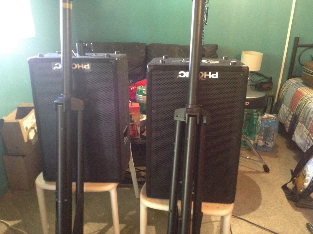 a saisir sono 2 x 200 w phonic 100 Reyn�s (66)