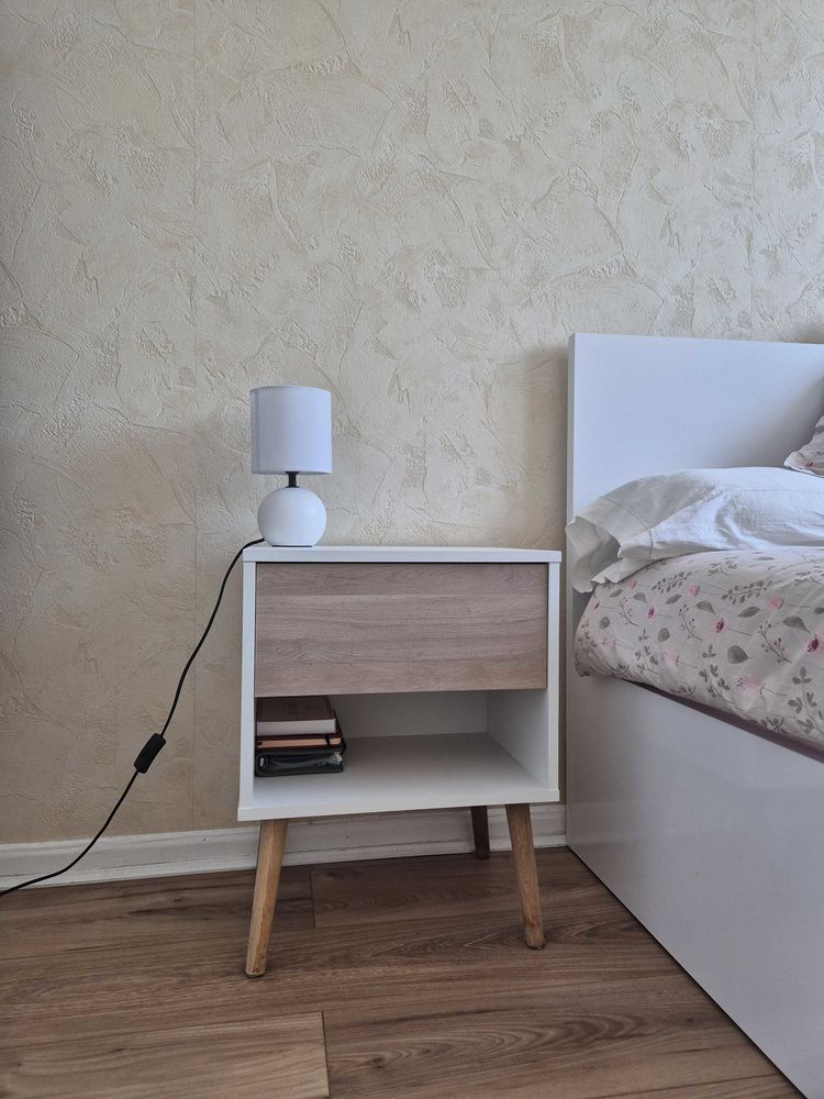 � � Saisir ! Table de Chevet Moderne, Parfaite pour Toute D�co 70 Orvault (44)