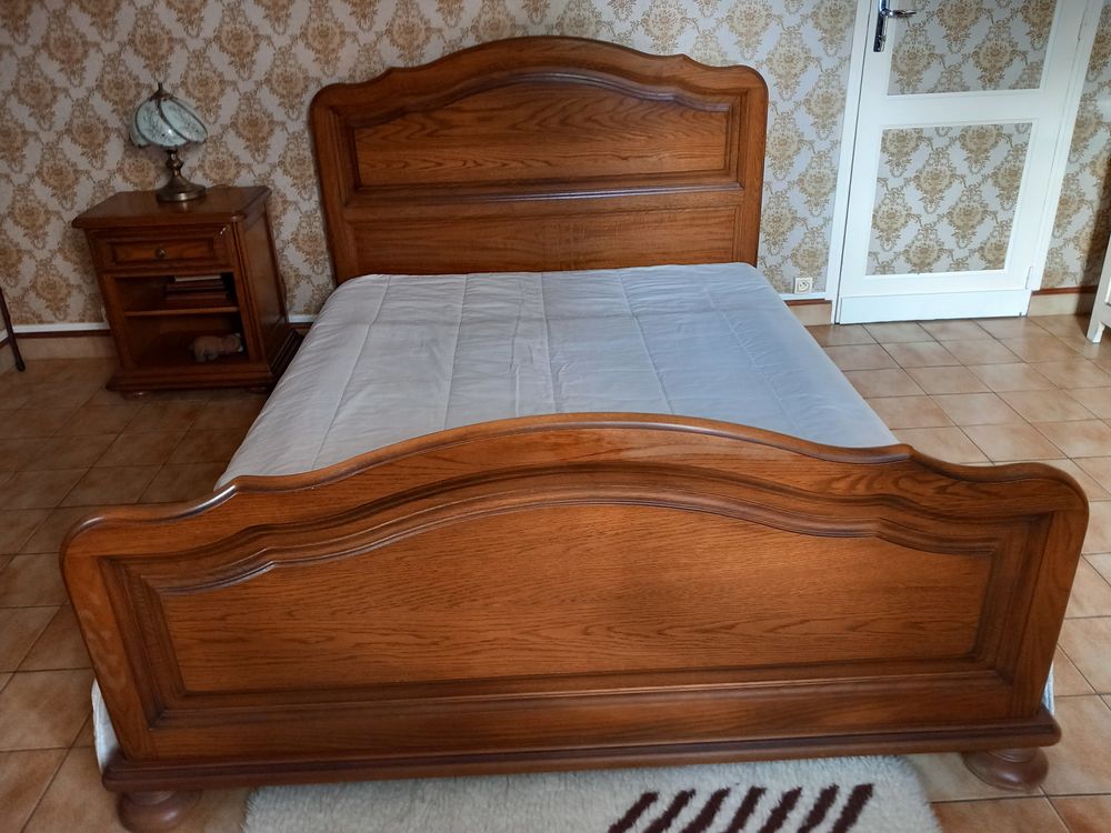 A SAISIR           Tr�s belle chambre  ch�ne clair massif
0 Pontenx-les-Forges (40)