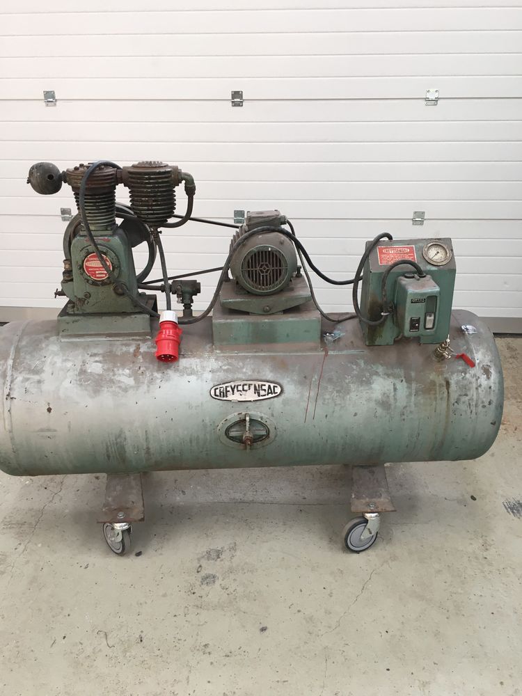 Saisissez le titre de votre objet.Compresseur triphas�e 400 Yutz (57)